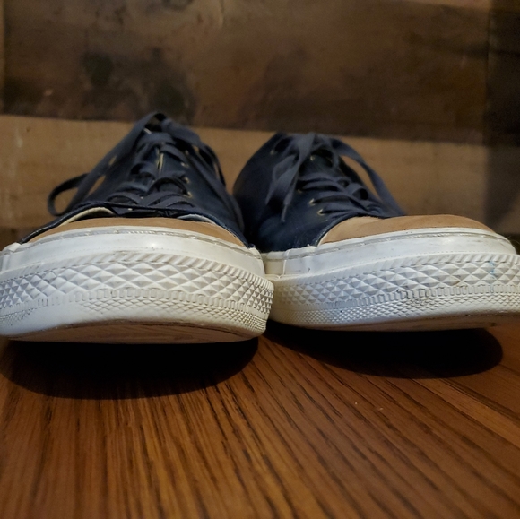 Converse Chuck Taylor All Star Leather Ox Shoes 136696C Navy Tan Toe Mens Sz 13 - Picture 3 of 13